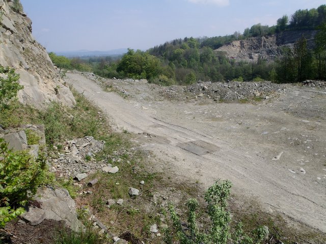 kamenolom v obci Řeka kde byly nalezeny stopy medvěda; foto:Jan Stýskala