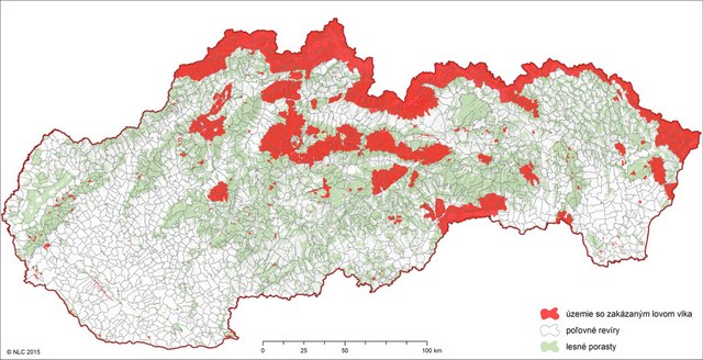 Mapa Slovenska s vyznačenými oblasti úplného zákazu lovu vlků (červeně). Zdroj: NLC